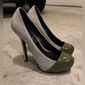 Yves saint Laurent Gray Suede and Olive Green Patent Peep-Toe High Heels